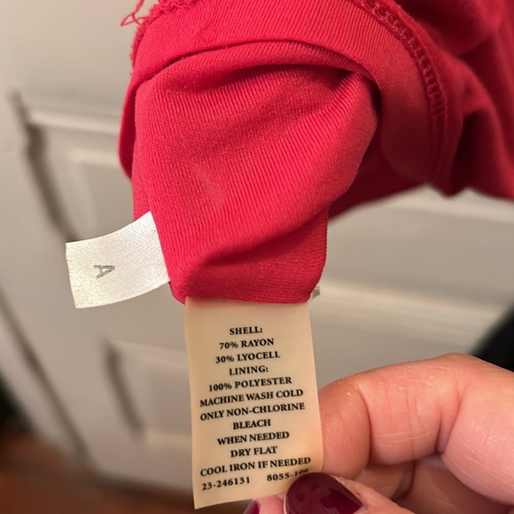 Ann Taylor pleated neck shell, size M - Picture 3 of 3